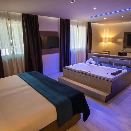 Felix Hotel