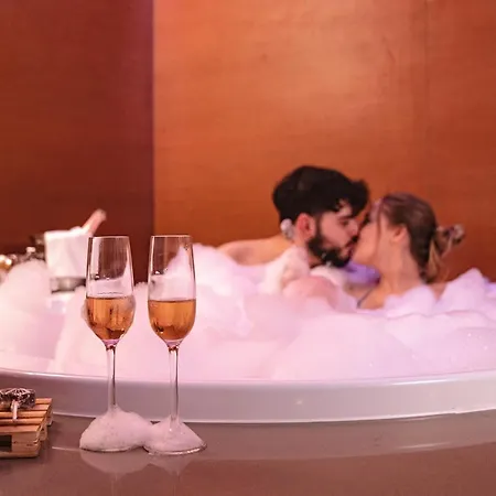 Отель Felix Вальс