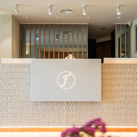 Felix Hotel 4*