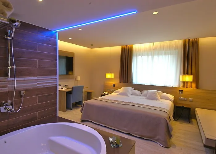 Felix Hotel
