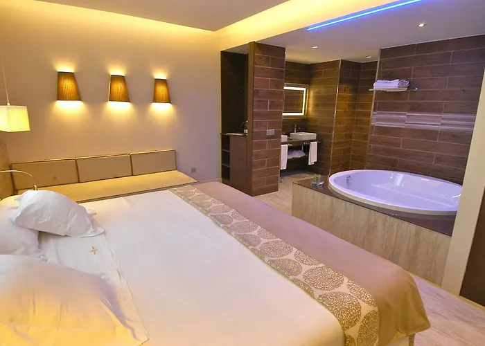 Hotel Felix 4*